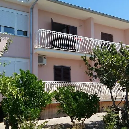 Πανσιόν Marija 3*